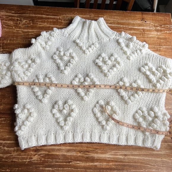 Chicwish Handmade Chunky Sweater with Hearts Size Large - Picture 5 of 15